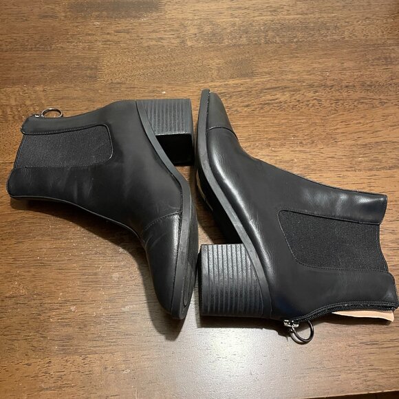 Basic Black Shoe Boots - Picture 4 of 7